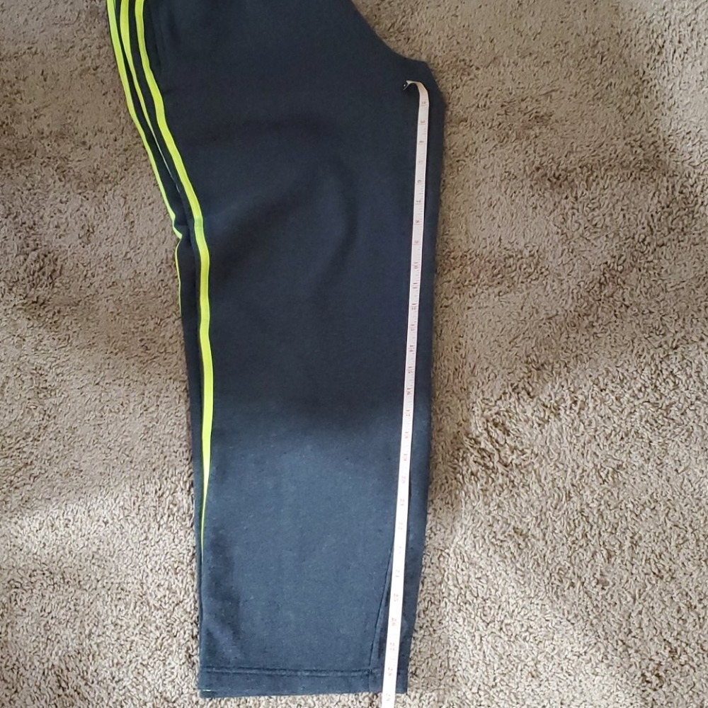 ADIDAS SET 💚💚 - Picture 3 of 3